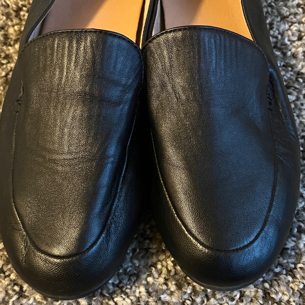 FitFlop Women's Black Leather Slip-On Loafers - Picture 2 of 5